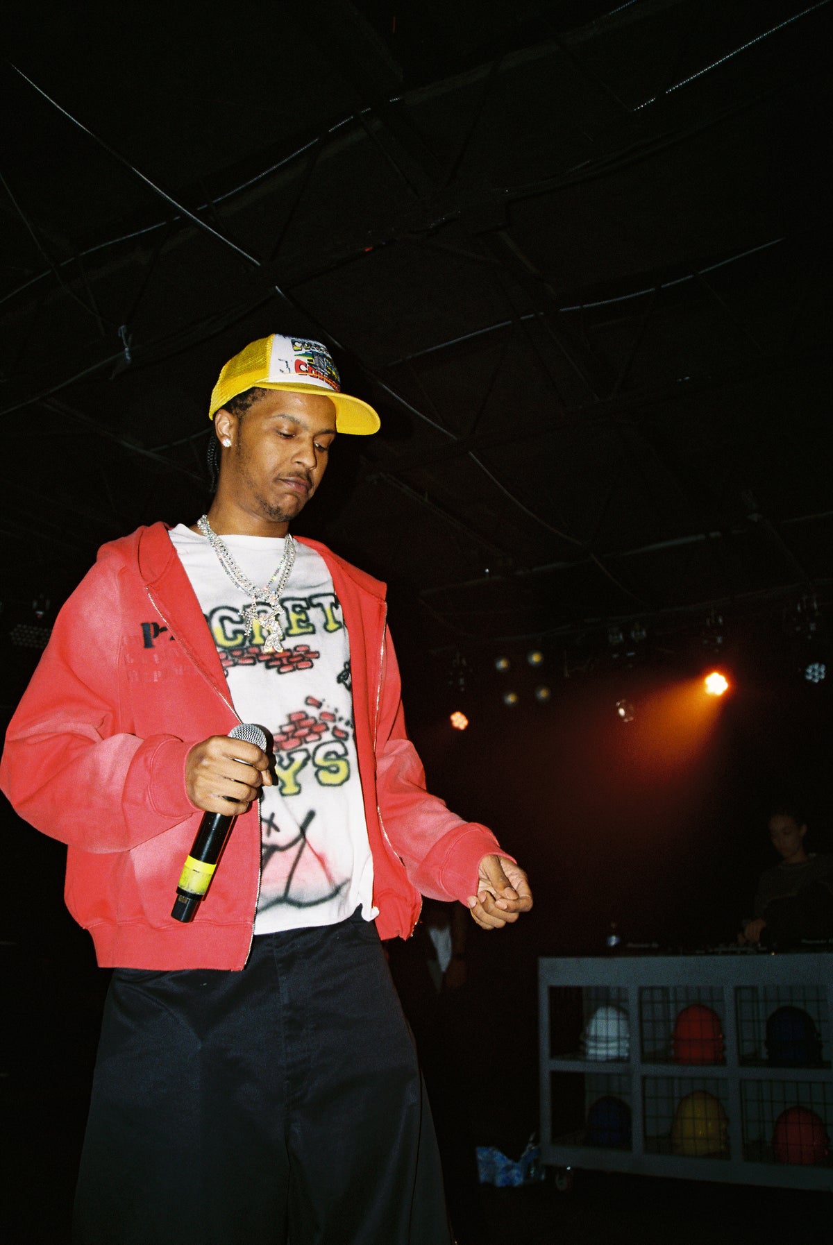 P-23 ZIP UP RED